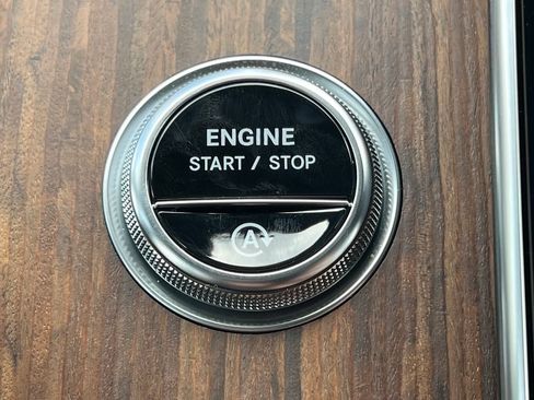Certified 2023 Mercedes-Benz GLC 300 4MATIC image 32