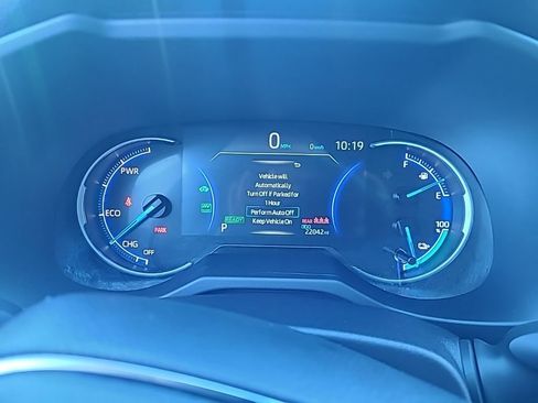 Used 2023 Toyota RAV4 SE image 17