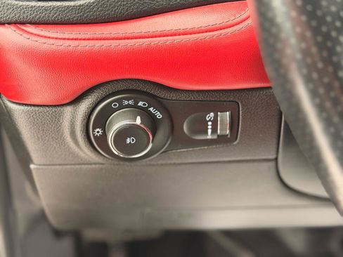 Used 2021 Dodge Durango R/T w/ Blacktop Package image 11