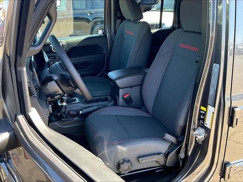 New 2025 Jeep Gladiator Rubicon w/ Safety Group image 9