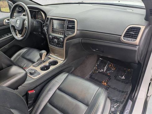 Used 2016 Jeep Grand Cherokee Limited image 23