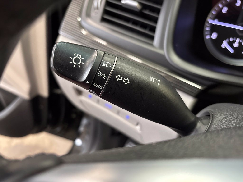 Used 2018 Hyundai Sonata Limited FWD image 31