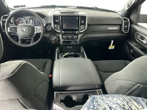 New 2026 RAM 1500 4x4 Crew Cab image 17