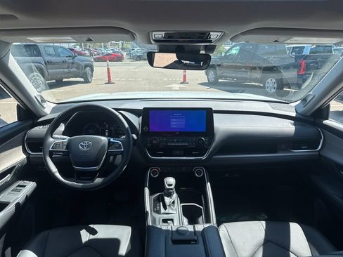 New 2026 Toyota Grand Highlander AWD Hybrid image 10