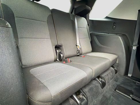 Used 2020 Chevrolet Traverse LT AWD/4WD image 21