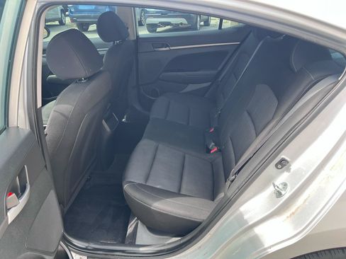 Used 2017 Hyundai Elantra Value Edition FWD image 12