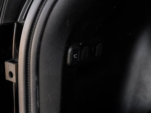 Used 2022 Jeep Cherokee Limited image 66