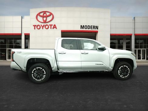 New 2025 Toyota Tacoma TRD Sport image 26