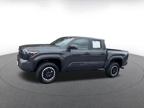 Used 2025 Toyota Tacoma TRD Off-Road image 7