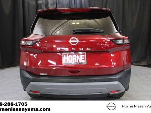 Used 2023 Nissan Rogue S image 14