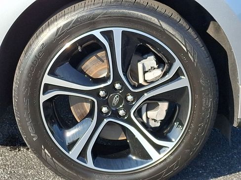 Certified 2023 Ford Edge ST AWD/4WD image 8