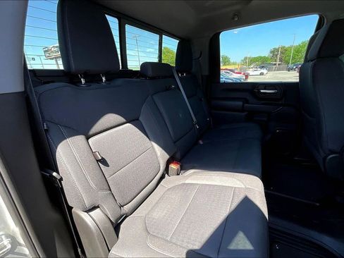 Used 2022 Chevrolet Silverado 2500 LT w/ Convenience Package image 36