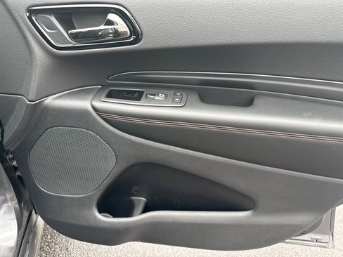 Used 2025 Dodge Durango GT image 14