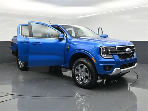 Used 2025 Ford Ranger Lariat w/ Chrome Accent Package image 62