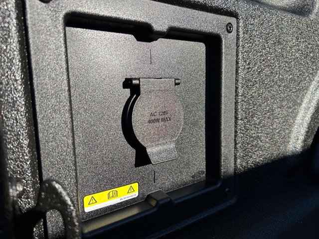 Used 2023 Ford F150 XLT AWD/4WD image 14