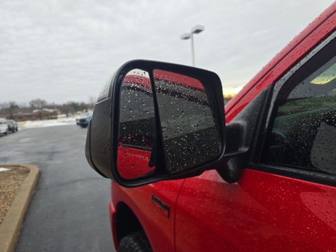 Used 2020 RAM 2500 Big Horn w/ Level 2 Equipment Group image 8