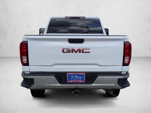 Used 2024 GMC Sierra 2500 Pro AWD/4WD image 6