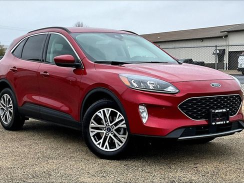 Used 2022 Ford Escape SEL image 38