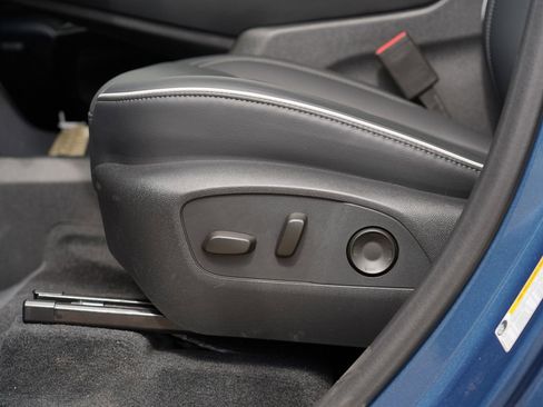 Used 2025 Buick Enclave Preferred image 15