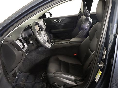 Used 2024 Volvo S60 B5 Core image 29