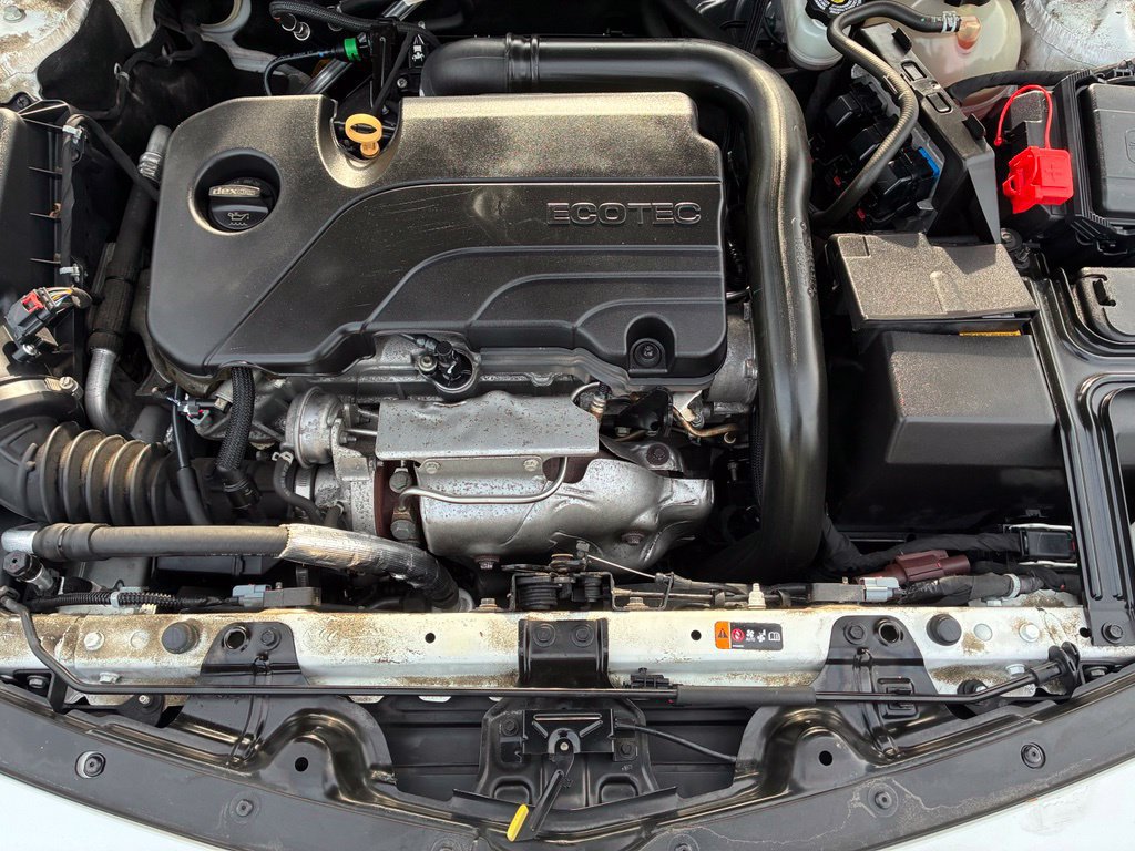 Used 2020 Chevrolet Malibu LS FWD image 31