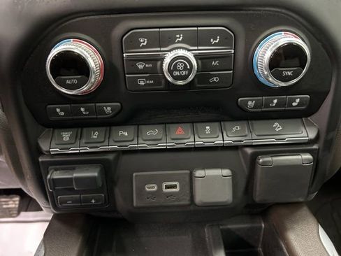 Used 2020 GMC Sierra 3500 Denali w/ Denali Ultimate Package image 23