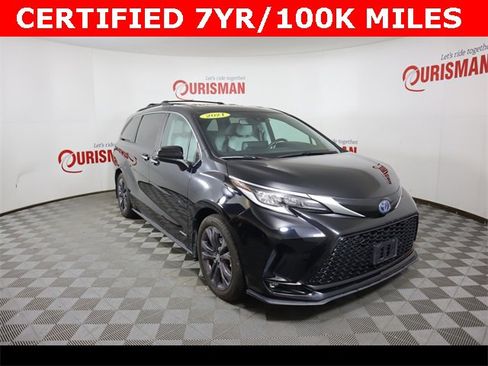Used 2021 Toyota Sienna XSE image 11