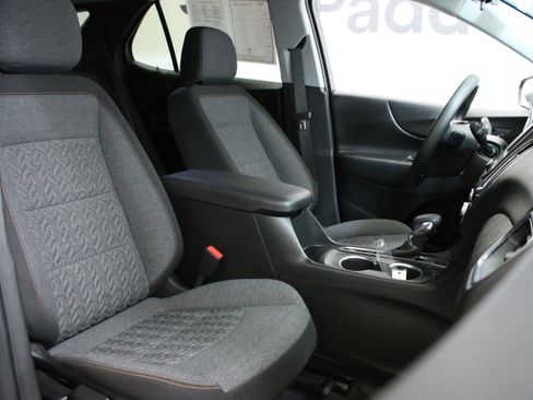 Used 2023 Chevrolet Equinox LT AWD/4WD image 31