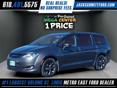 Used 2020 Chrysler Pacifica Touring-L Plus w/ S Appearance Package