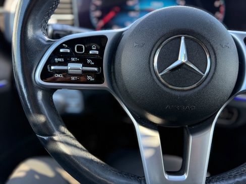 Used 2020 Mercedes-Benz GLE 350 4MATIC image 40