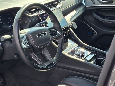 Used 2021 Jeep Grand Cherokee L Overland w/ Advanced Protech Group III image 25