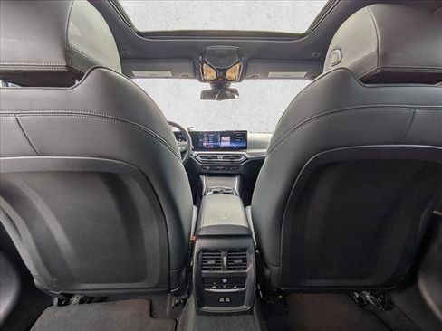 Used 2024 BMW 330i xDrive Sedan image 19
