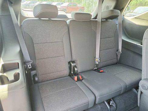 New 2026 Chevrolet Traverse LT w/ LPO, Floor Liner Package AWD/4WD image 12