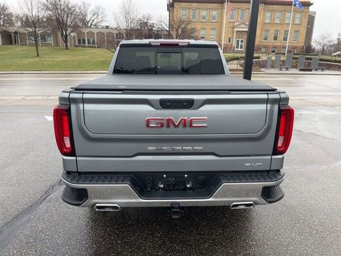 Used 2023 GMC Sierra 1500 SLT w/ SLT Premium Package image 4