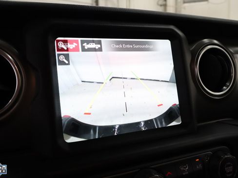 Used 2020 Jeep Gladiator Rubicon image 19