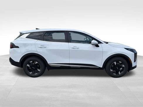 New 2026 Kia Sportage LX w/ LX Convenience Package FWD image 8