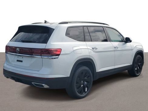 New 2026 Volkswagen Atlas SE FWD image 4