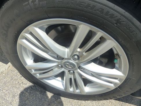 Used 2011 INFINITI G25 Journey RWD image 8