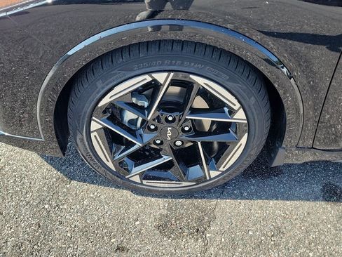 New 2026 Kia K4 GT-Line w/ GT-Line Premium Package FWD image 37