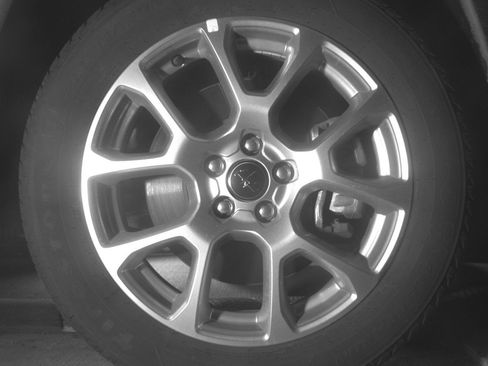 Used 2025 Jeep Compass Limited image 13