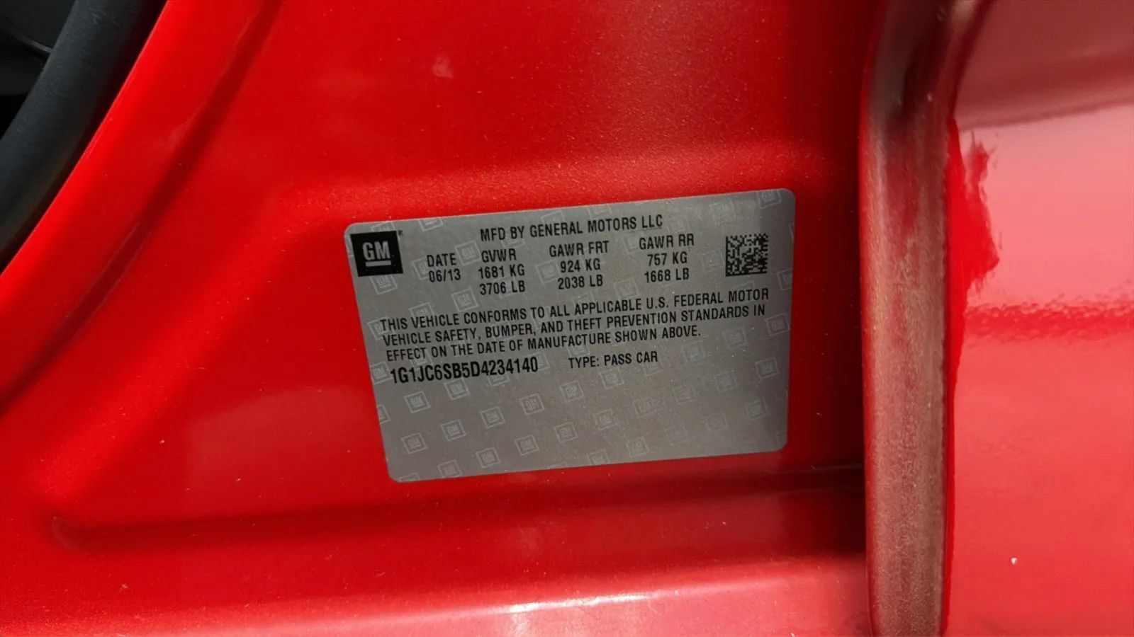 Used 2013 Chevrolet Sonic LT FWD image 28
