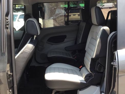 Used 2019 Ford Transit Connect XLT w/ Trailer Tow Package FWD image 6