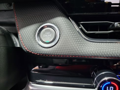 New 2026 Chevrolet Equinox RS w/ Convenience Package III image 19