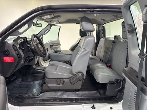 Used 2016 Ford F250 XL image 4