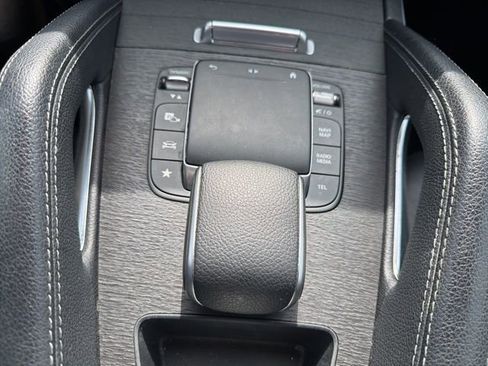 Used 2021 Mercedes-Benz GLE 350 4MATIC image 36