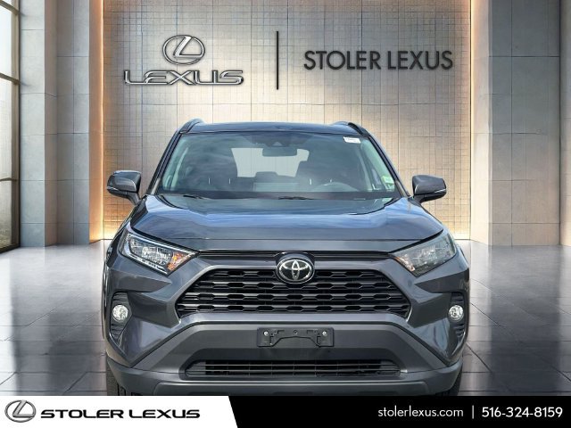 Used 2020 Toyota RAV4 XLE Premium AWD/4WD image 2