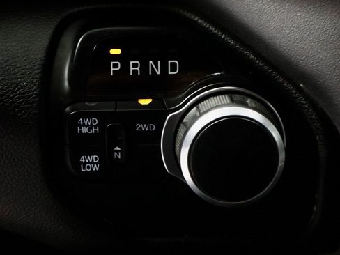 Used 2024 RAM 2500 Big Horn image 31