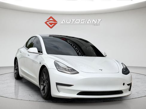 Used 2020 Tesla Model 3 Standard Range Plus RWD image 18
