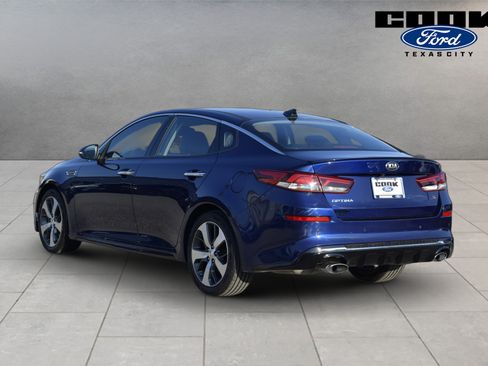 Used 2019 Kia Optima S w/ S Panoramic Sunroof Package FWD image 4