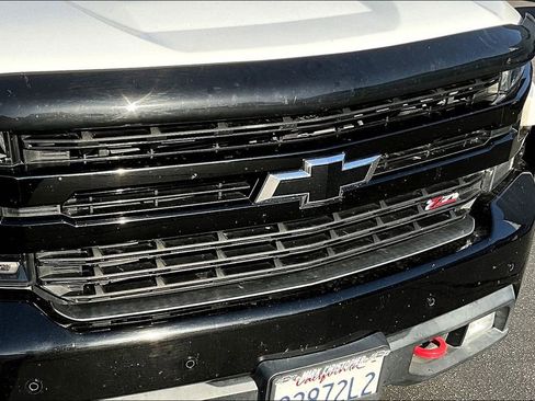 Used 2019 Chevrolet Silverado 1500 LT Trail Boss image 29